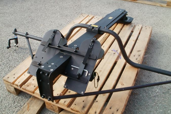 The Big River rowing frame for sliding-seat sculling boats