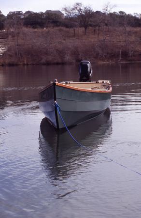 Wooden boat plans of Nichols Lutra Laker motor boat