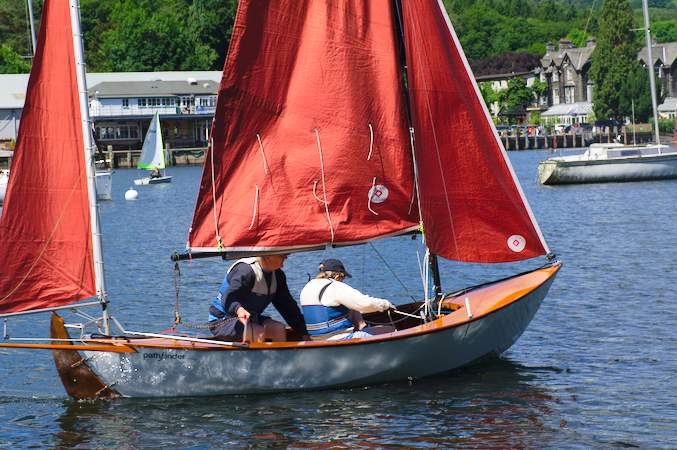 Colin's Pathfinder sailing in a light wind on Windermere