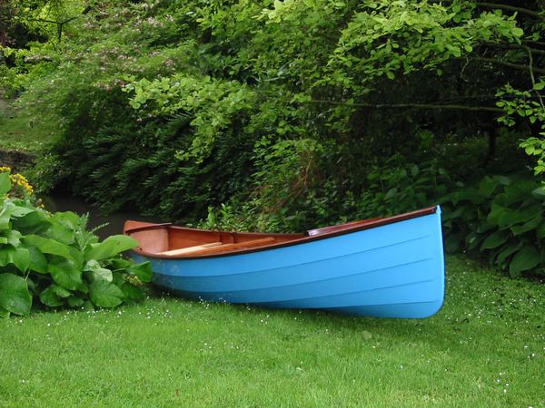 A Chesapeake Light Craft Sassafras canoe in blue
