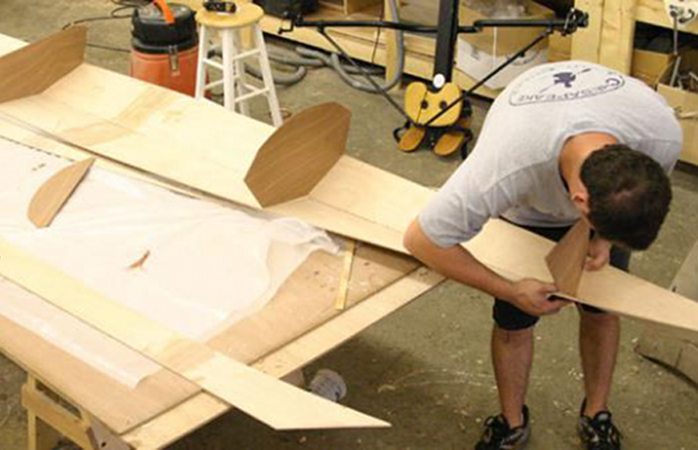 Building a wooden kayak Shearwater