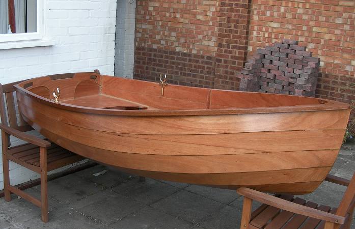 A beautiful rowing boat built from a kit