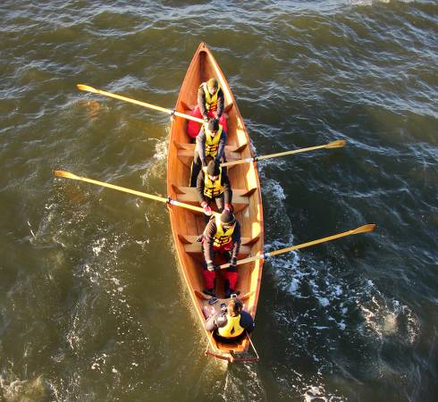 The stable and fast Team Dory rowing boat for competition and expedition rowing