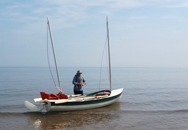Walkabout cruising sailing dinghy