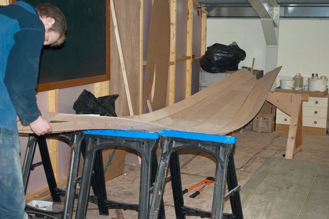 Building a wooden canoe does not need specialist equipment