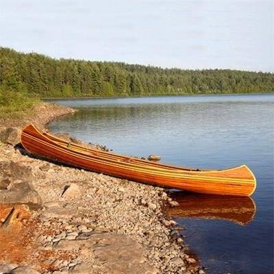 The Champlain 16 is a classic recreational canoe for light touring, built using modern wood-strip planking