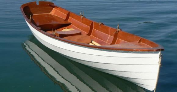 Canoes Kayaks Rowing Boats Sailing Boats Motor Boats Surf and Paddle