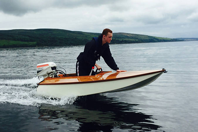 Cocktail Class Racer wooden outboard motor boat