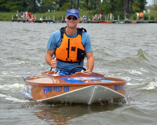 Cocktail Class Racer wooden outboard motor boat