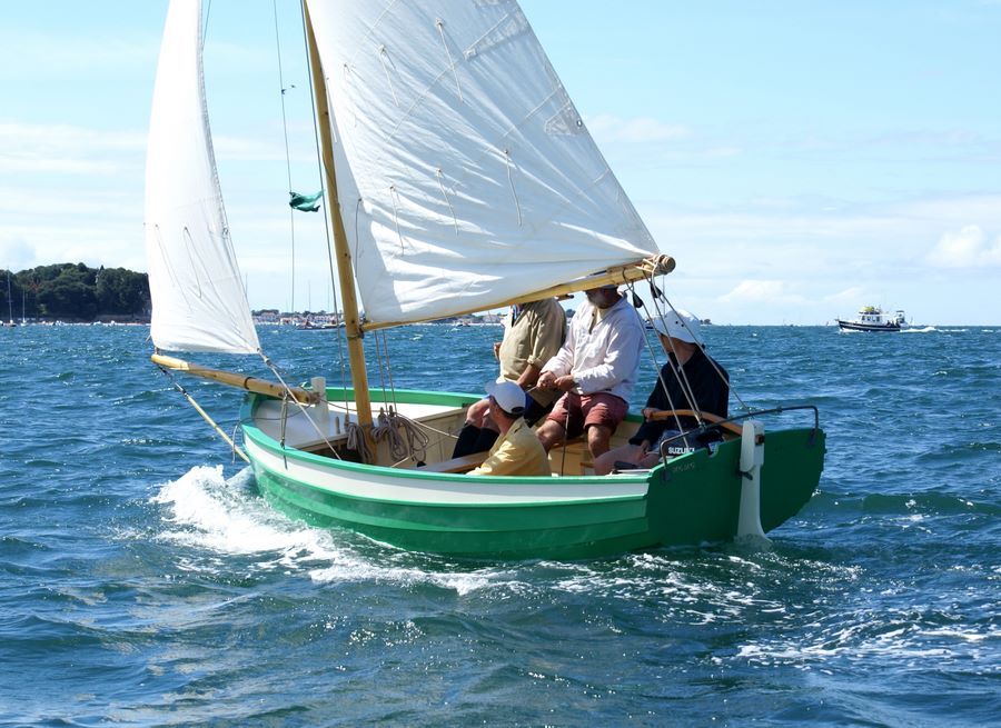 The Ebihen 16 Clinker is a traditional sailing boat built using the stitch-and-glue method