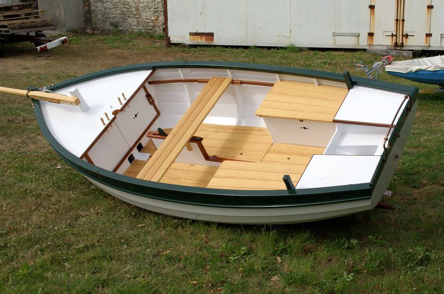The Ebihen 16 Clinker is a traditional sailing boat built using the stitch-and-glue method