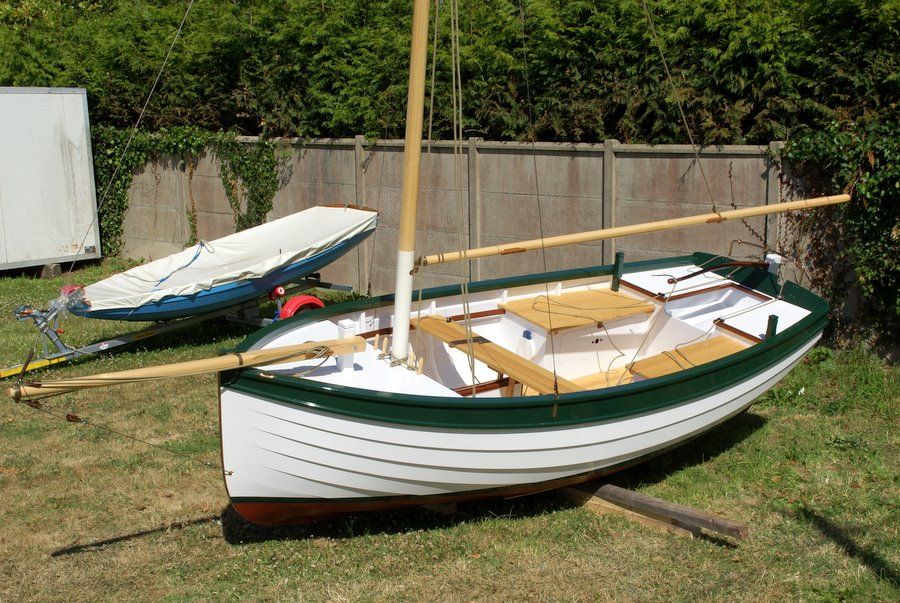 The Ebihen 16 Clinker is a traditional sailing boat built using the stitch-and-glue method