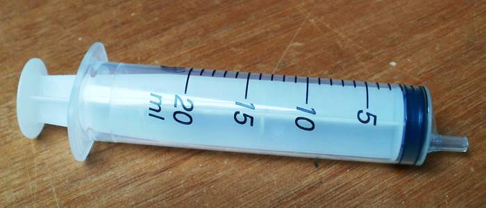 20 ml epoxy syringe for injecting epoxy
