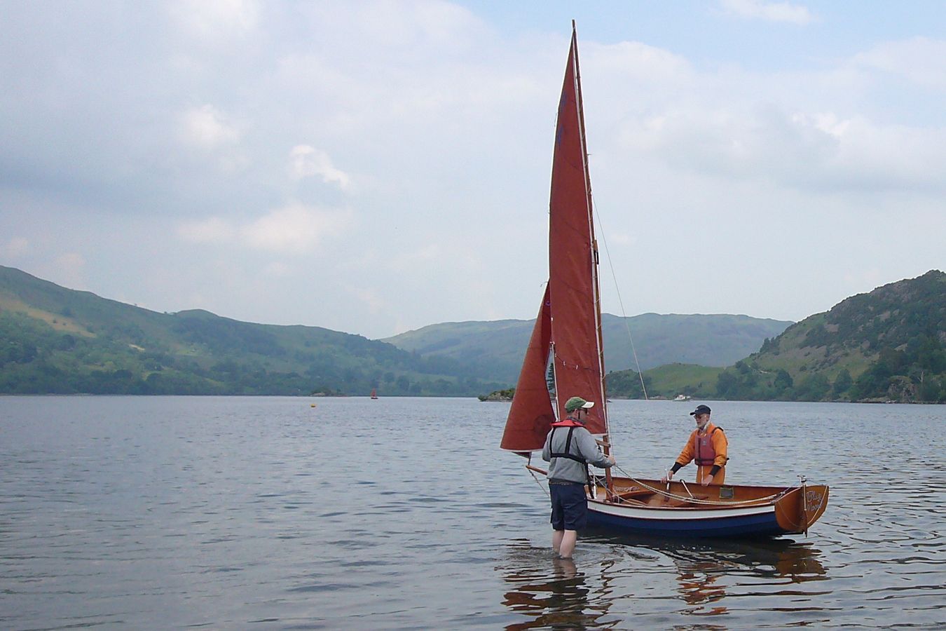 Lightweight clinker style Fyne Four sailing dinghy