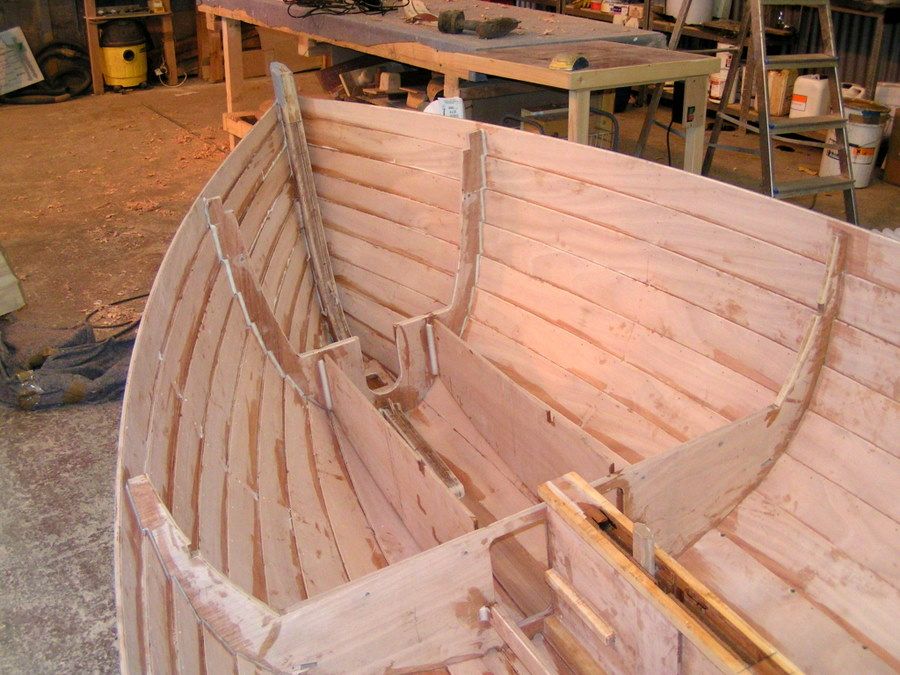 The Ilur dinghy is clinker-planked with CNC cut plywood to speed up the build process