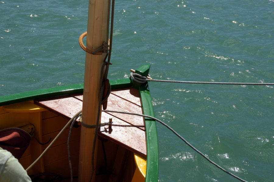 The Ilur Clinker is a seaworthy traditional sailing boat for day sailing, fishing and coastal cruising