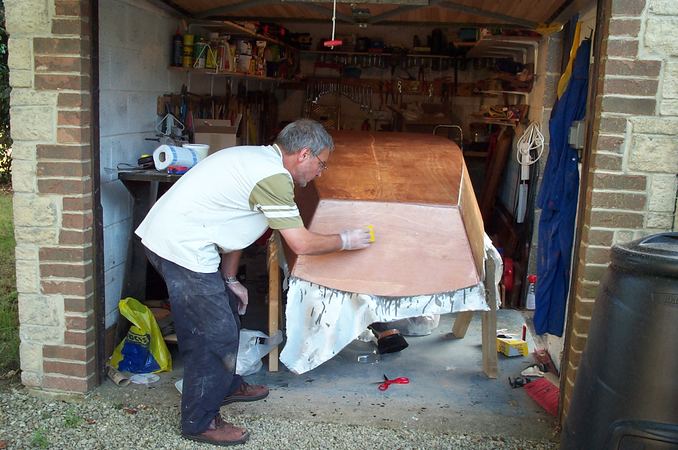 Building a rowing boat in the garage from a Fyne Boat Kit