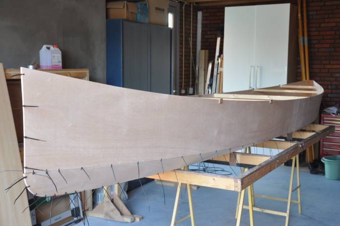 Constructing the Kombi sailing and paddling canoe