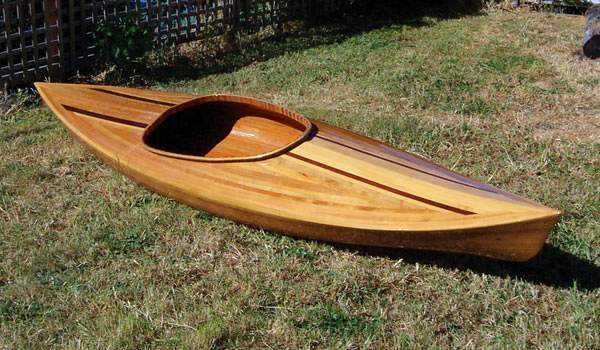 Light, easy to handle recreational kayak Little Auk