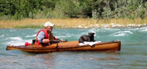 Safe canoe for rough water built in only 4 days