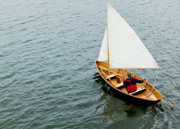 Northeaster Dory sailing and rowing dinghy