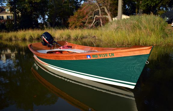 The light but sturdy Peeler motor skiff