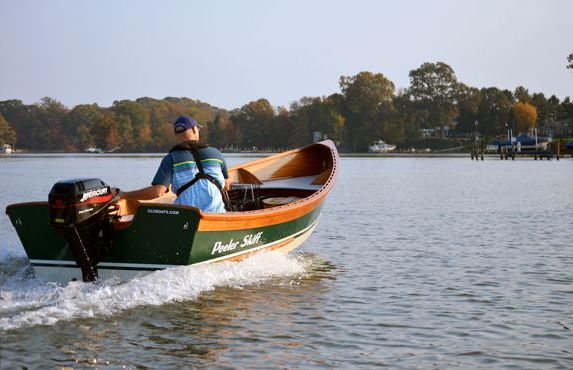 The light but sturdy Peeler motor skiff