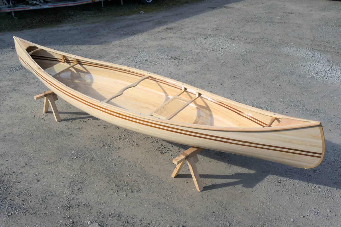 Ranger 15 canoe built using paulownia strips