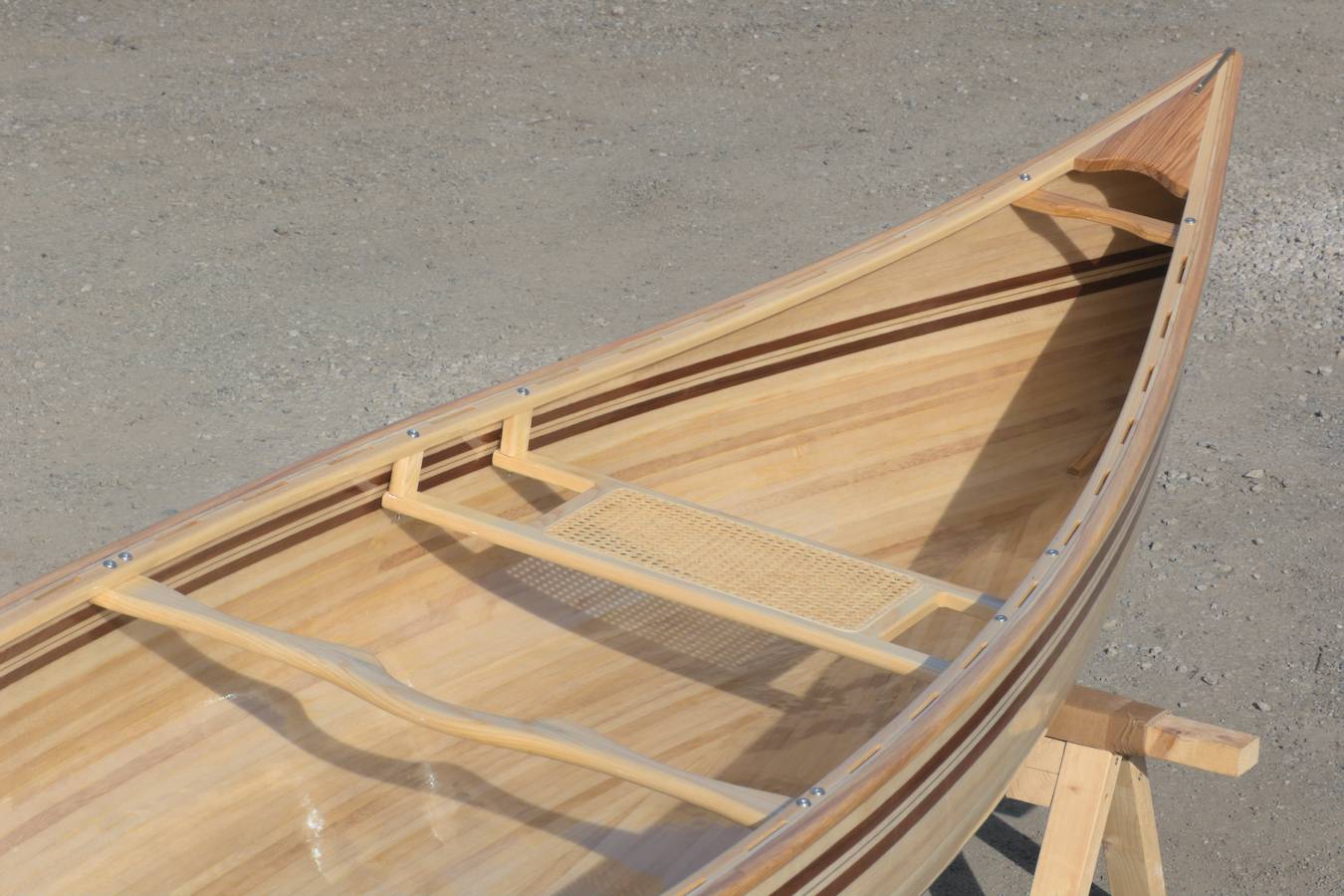 Ranger 15 canoe built using paulownia strips