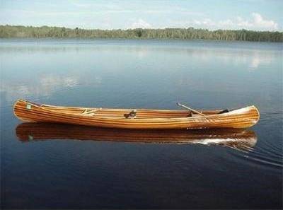 The Redbird is a light and fast day tripping canoe which performs well in most conditions