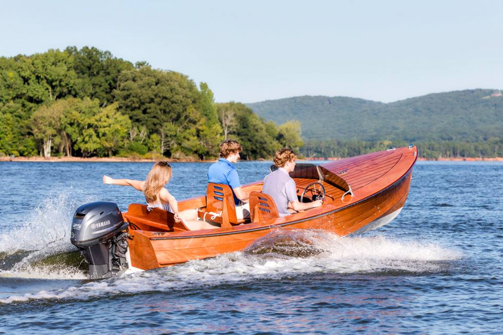 Rhode Runner - a modern kit-built wooden motorboat in the style of a classic 1950s runabout