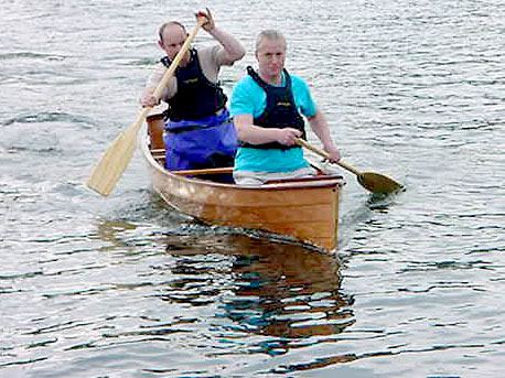 Very light canoe is easy to paddle at high speed