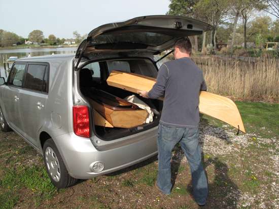 Assembly of the three-piece sectional Shearwater kayak