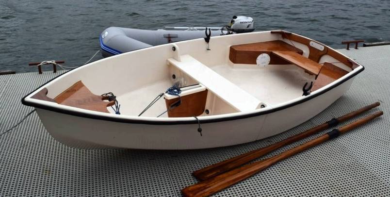 The Spindrift dinghy makes an excellent rowing and sailing tender