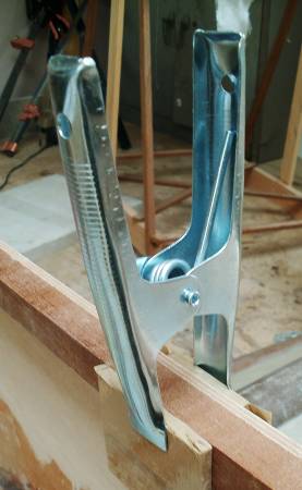 Spring clamp for holding wood