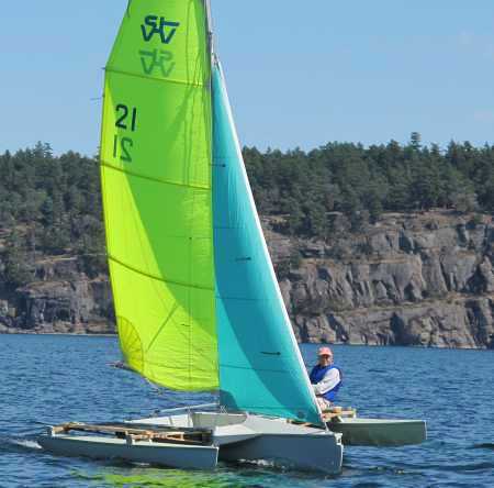 strike 15 trimaran