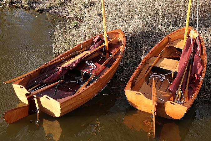 Tenderly is a traditional-looking clinker sailing dinghy that is stable and easy to build