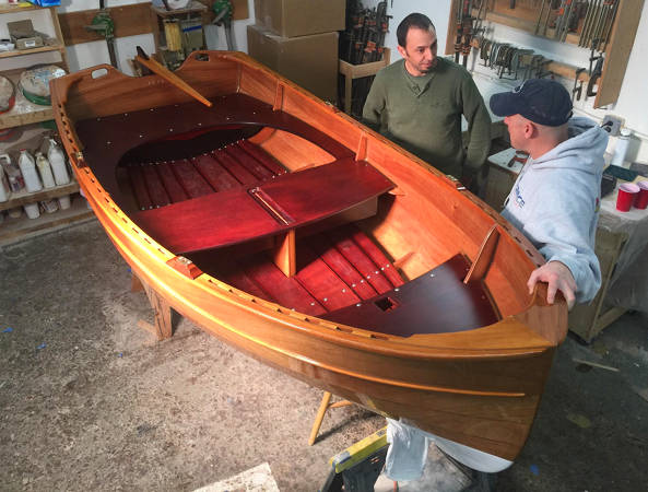 Tenderly is a traditional-looking clinker sailing dinghy that is stable and easy to build