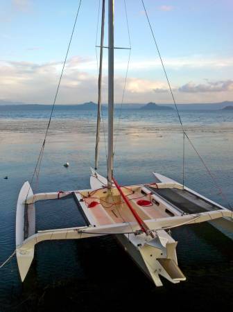 The fast and comfortable W17 sailing trimaran