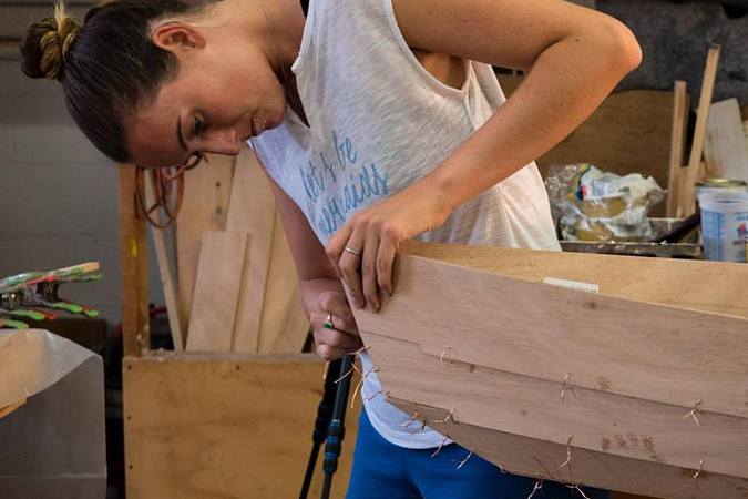 Building the clinker-style wooden sailing canoe, Waterlust