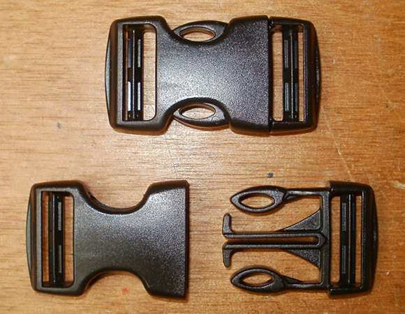 Side-release buckle for webbing