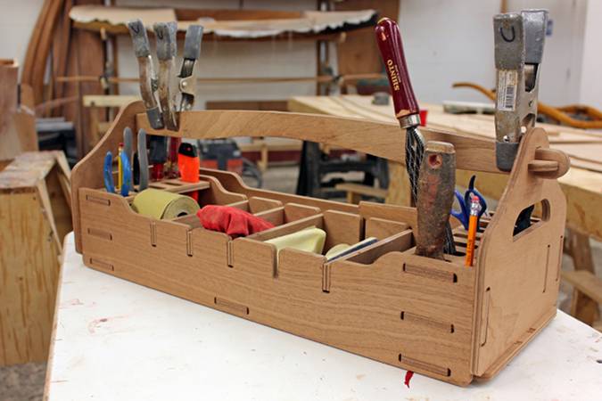 A pre-cut plywood toolbox kit that makes a good introduction to kit construction